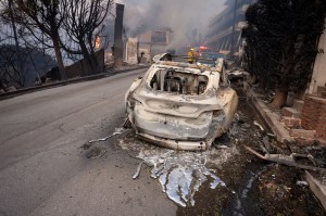 burning-ev-batteries-are-delaying-la-wildfire-clean-up